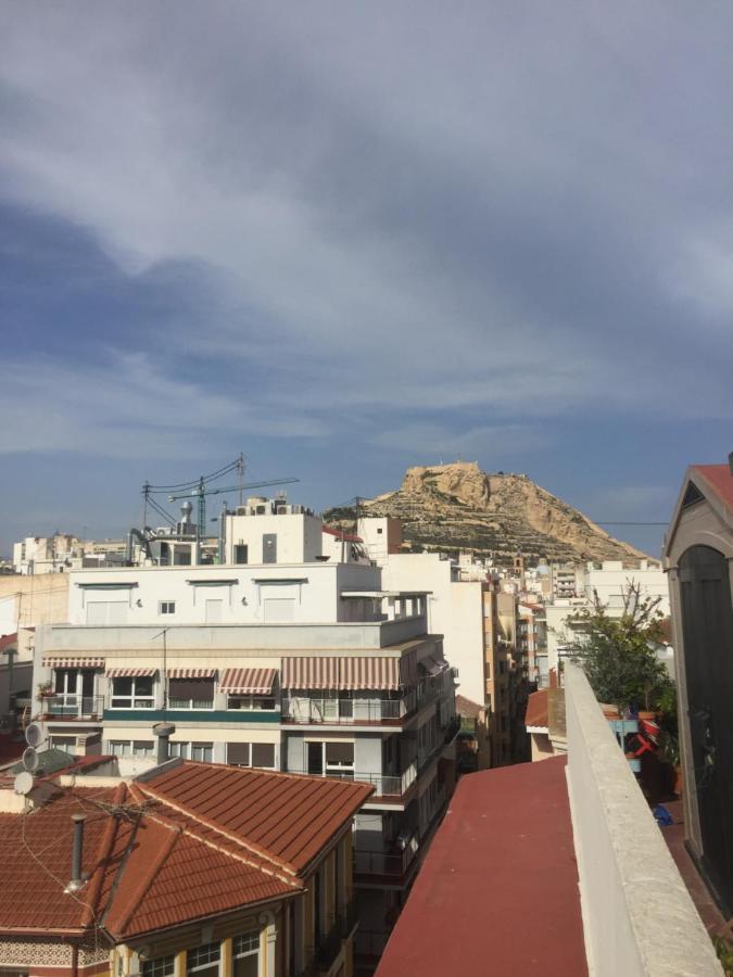Atico Centrico Junto A La Playa Apartment อาลิกันเต ภายนอก รูปภาพ